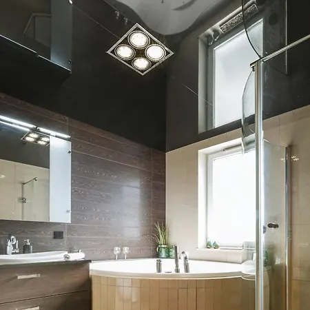 Z Jacuzzi Parking Balkon 2 Sypialnie Lejlighed Wrocław
