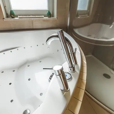 Z Jacuzzi Parking Balkon 2 Sypialnie * Wrocław