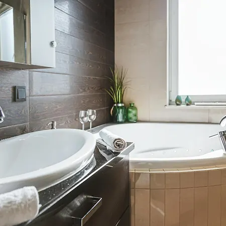 Z Jacuzzi Parking Balkon 2 Sypialnie Apartment